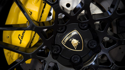 Lamborghini wheel