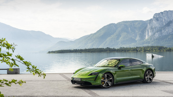 Porsche Taycan Turbo