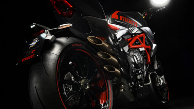 MV Agusta Brutale 800 RR Pirelli