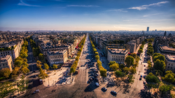 Champs Elysees. Paris, France