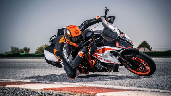 KTM 1290 Super Duke GT