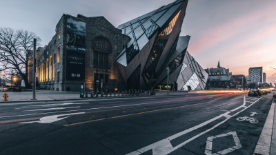 Royal Ontario Museum at sunset