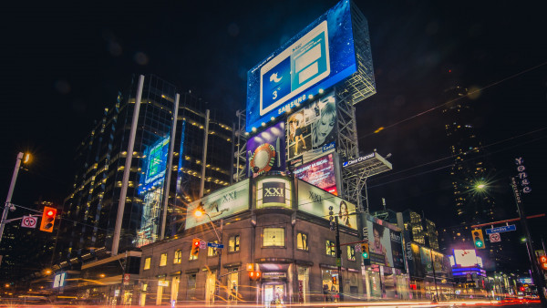 Night life in Toronto