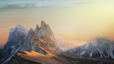 Keep calm and admire the mountain view